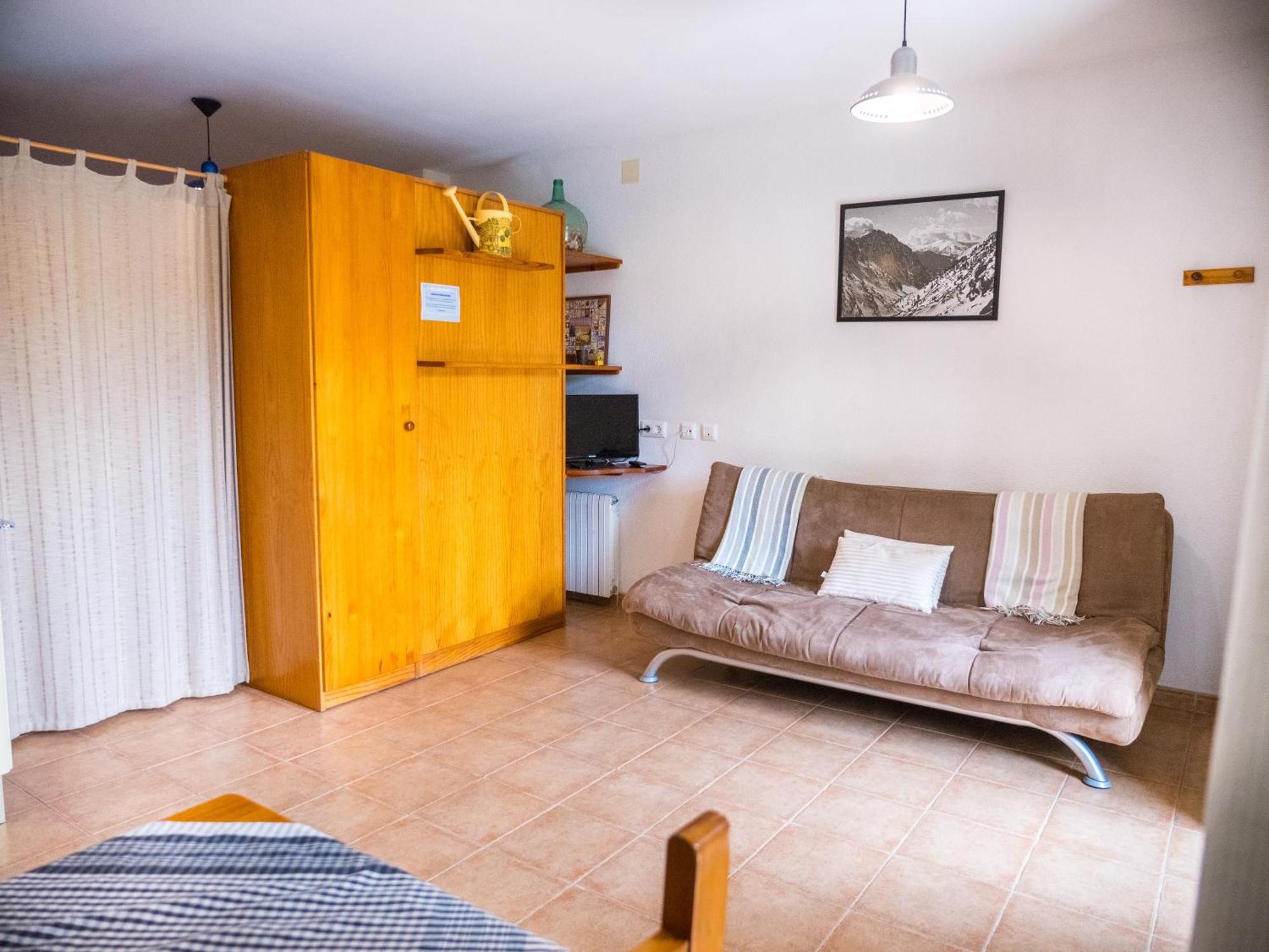Apartaments Fontalba Кералбс Екстериор снимка